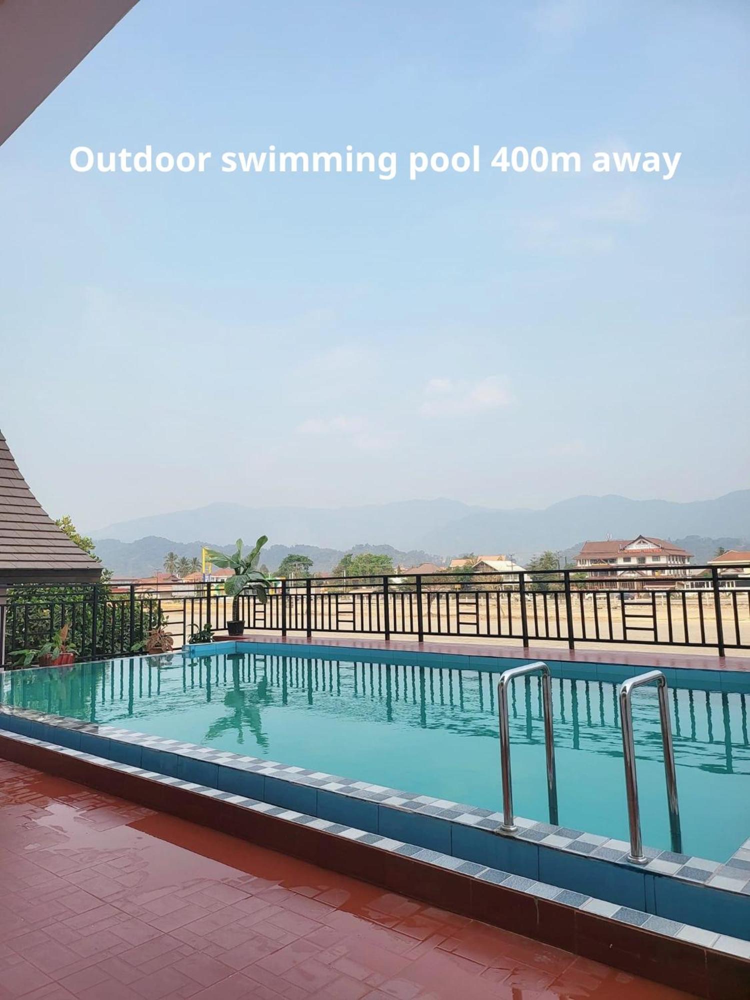 Downtown Vang Vieng Hotel Esterno foto